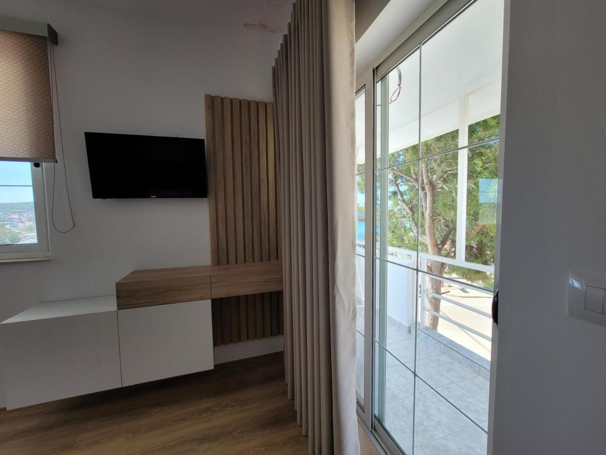 Sunlight Apartments Gjordeni Ksamil Exterior photo