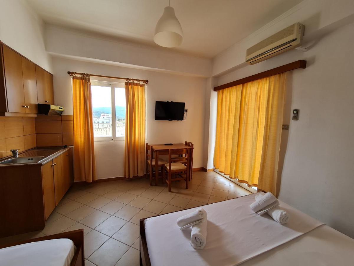 Sunlight Apartments Gjordeni Ksamil Exterior photo